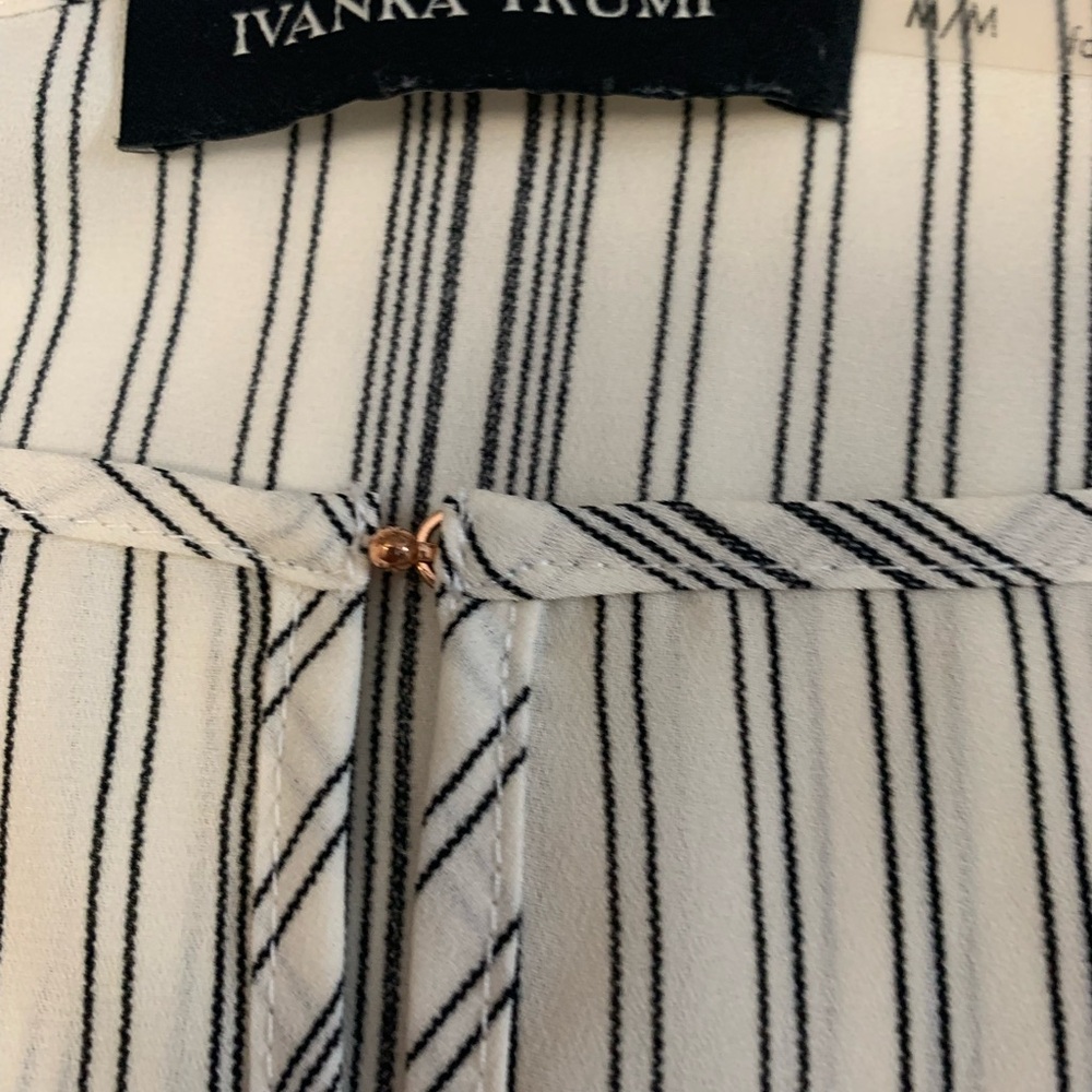 Ivanka Trump Blouse - Picture 10 of 16